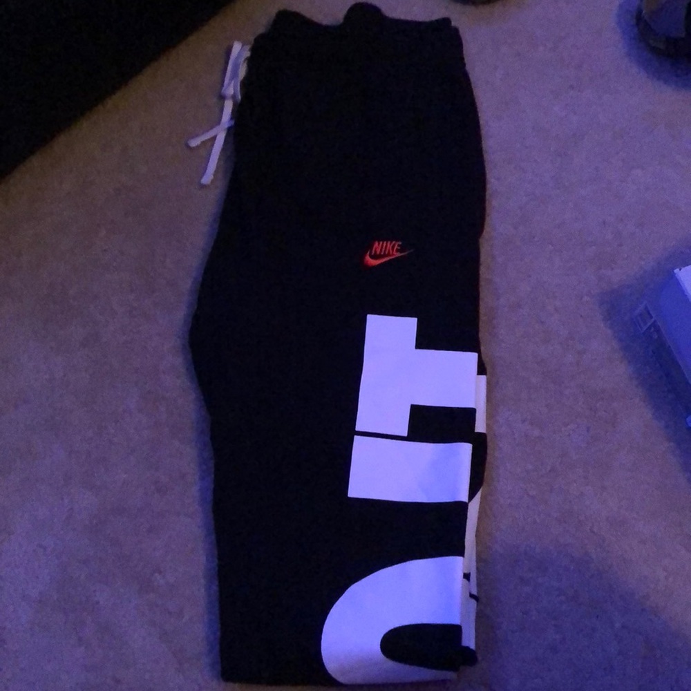 Nike Men’s Sweatpants
